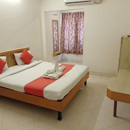 Hotel Kalasai Shirdi Extérieur photo
