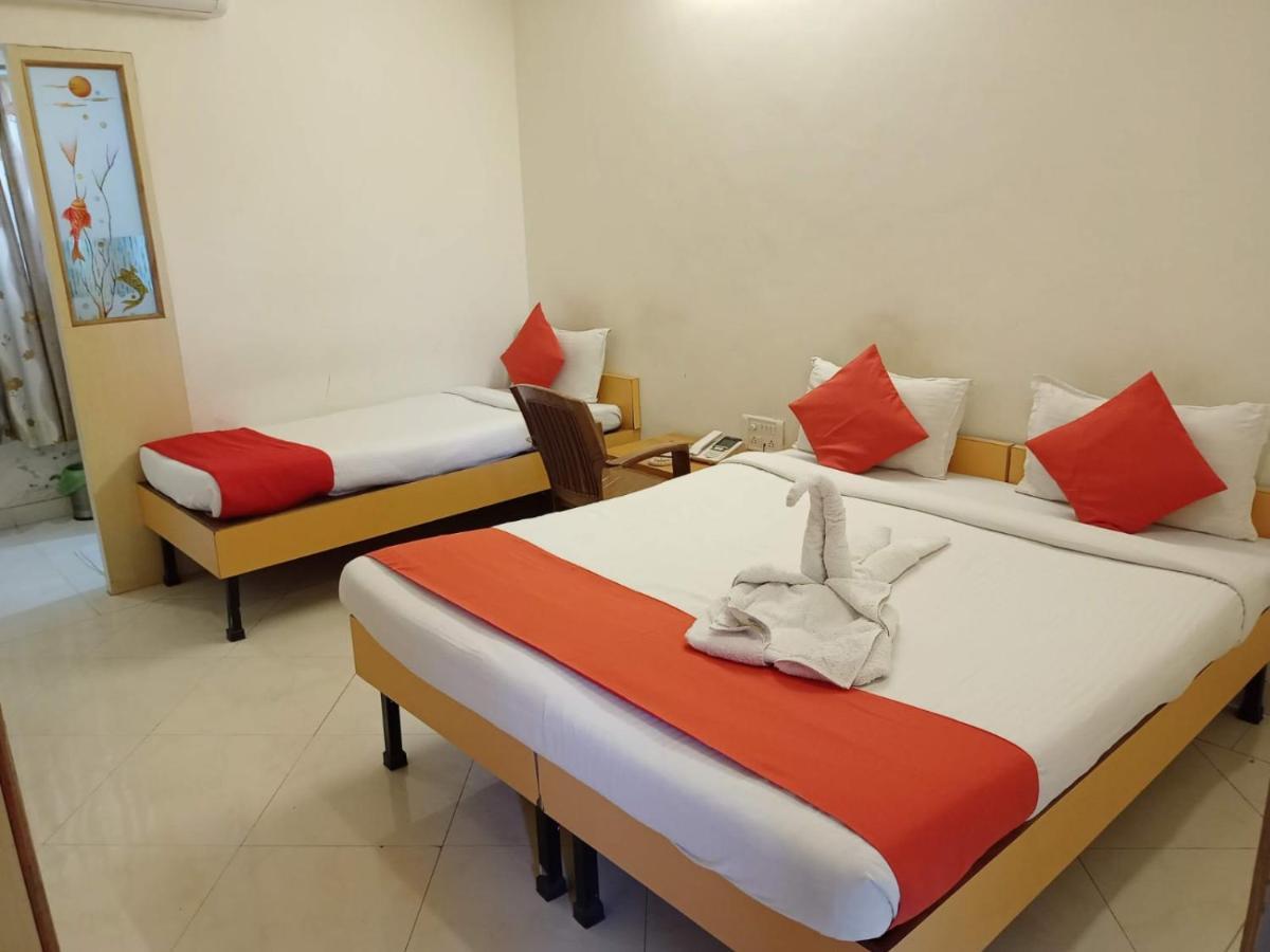 Hotel Kalasai Shirdi Extérieur photo