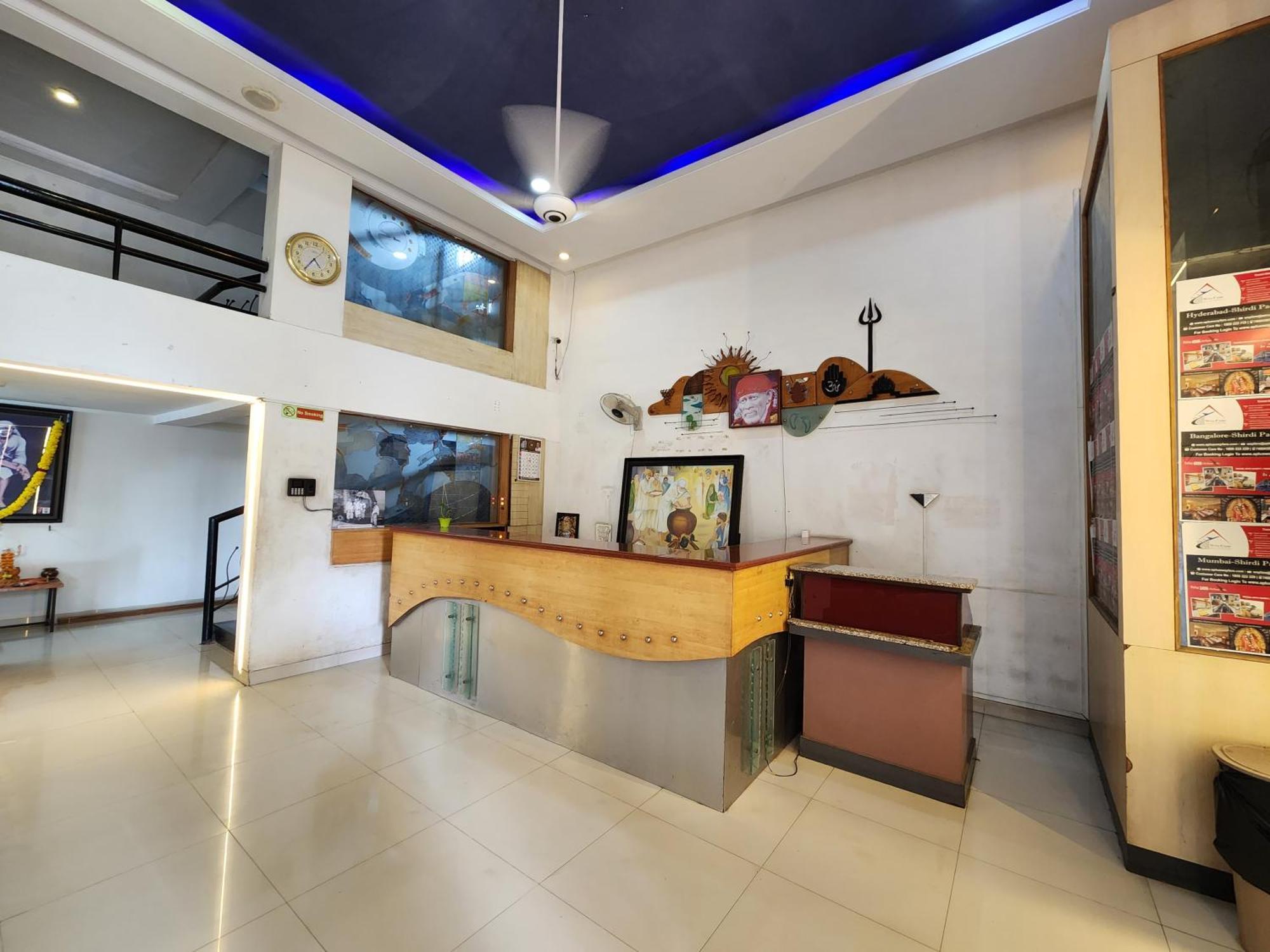 Hotel Kalasai Shirdi Extérieur photo